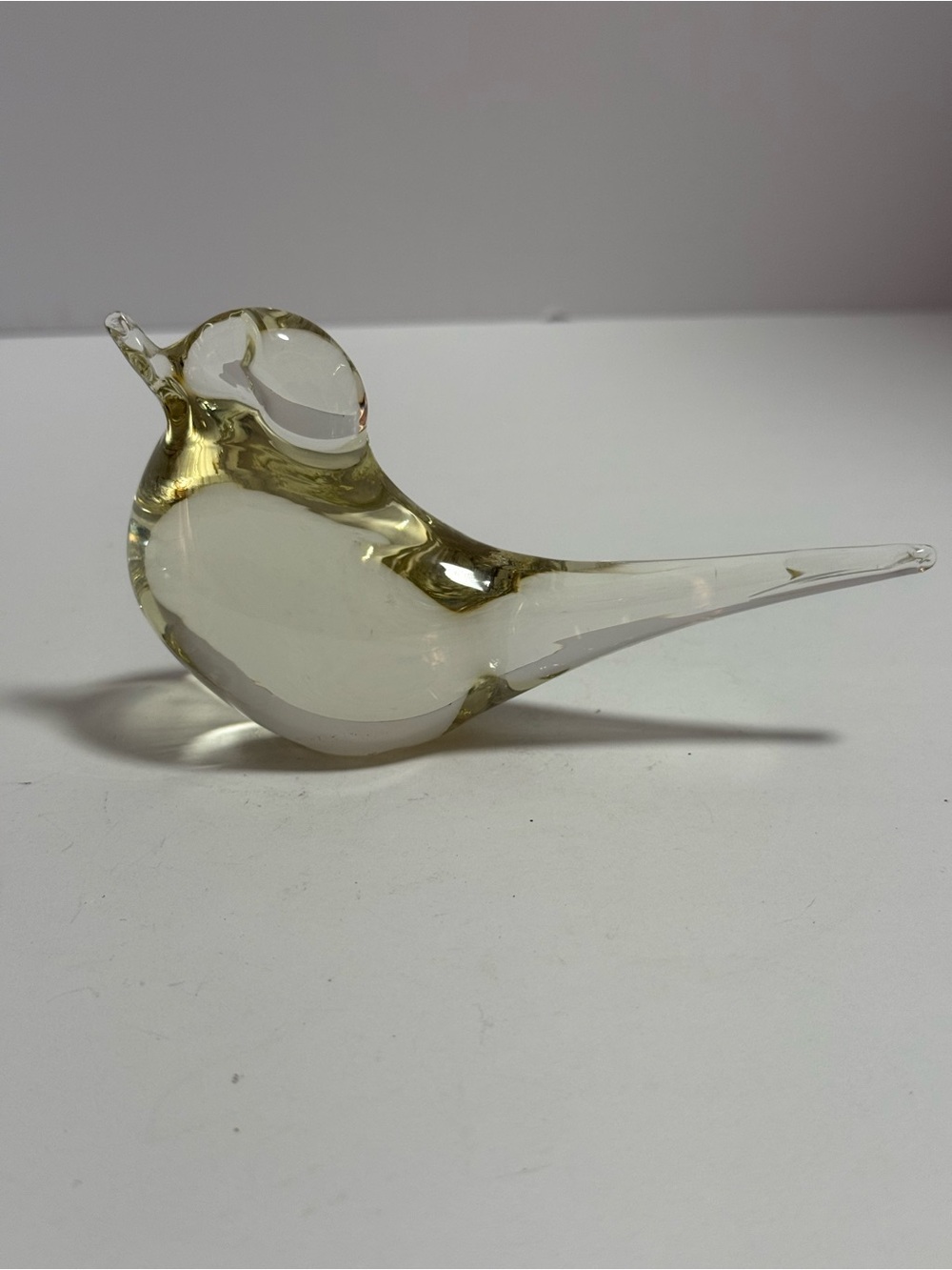 Vtg Hand Blown Art Glass Bird Paperweight Figurine Clear Glass